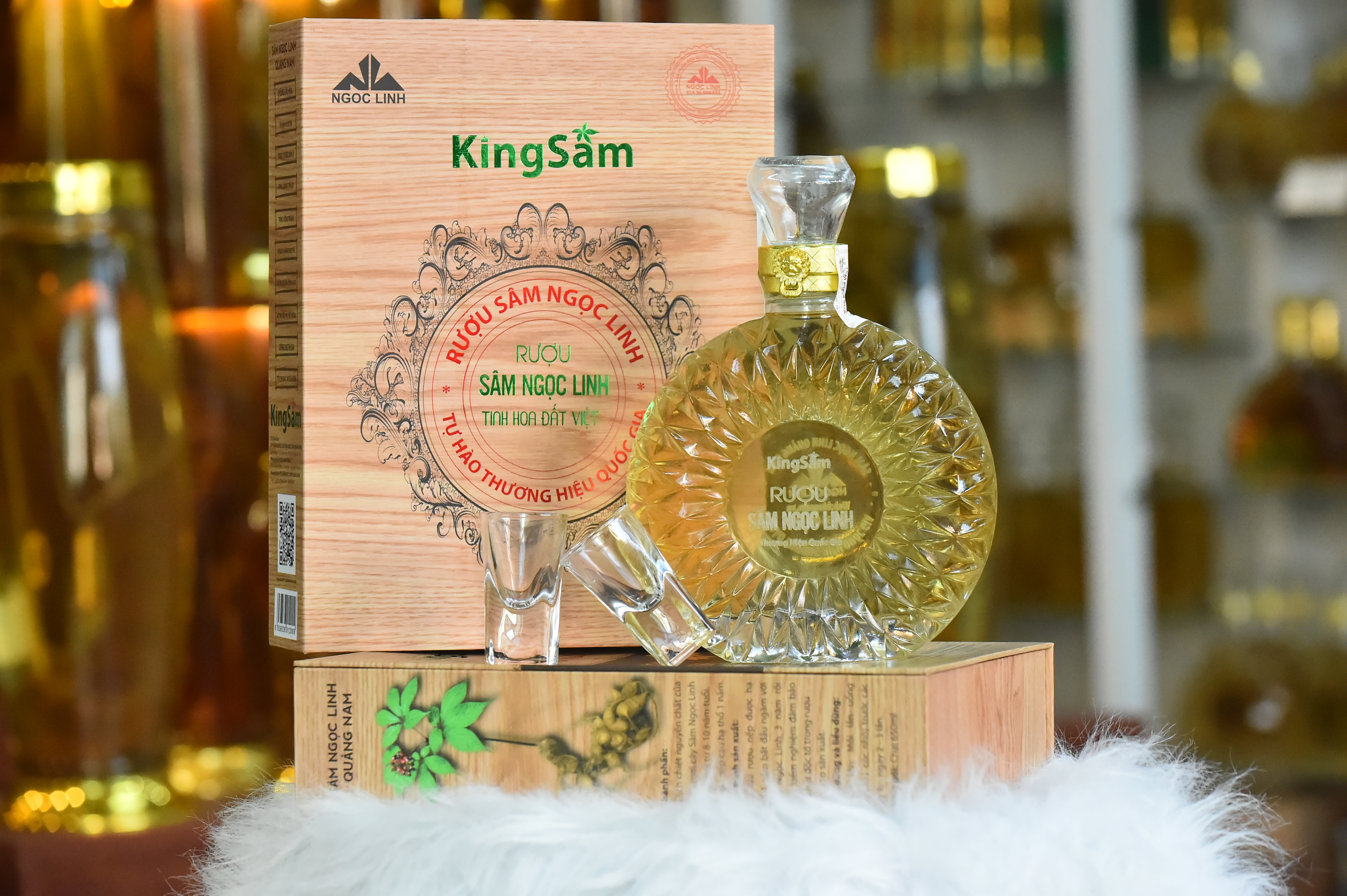 RƯỢU XO SÂM NGỌC LINH 500 ML