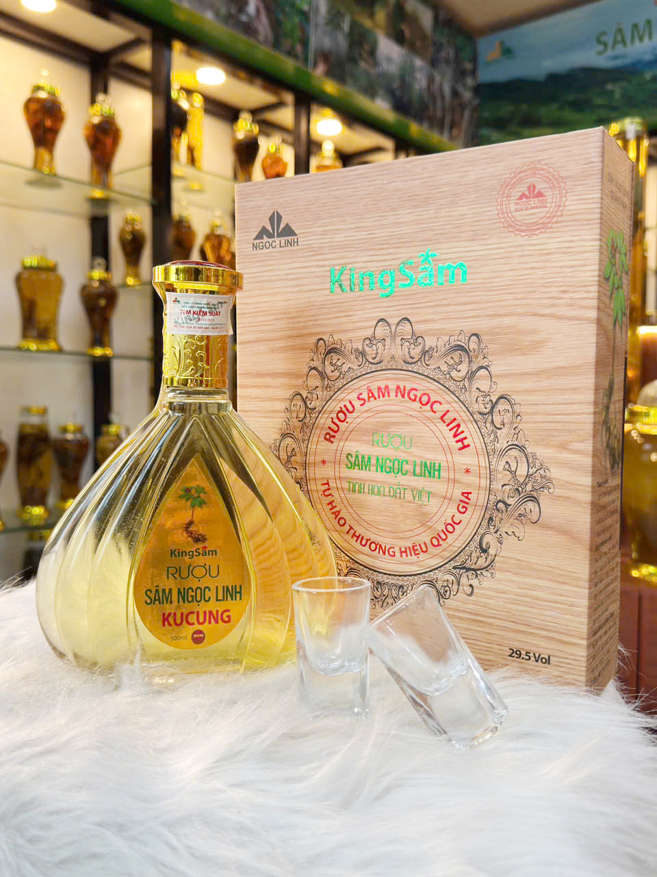Rượu Lá Sâm Ngọc Linh Kucung (500ml)
